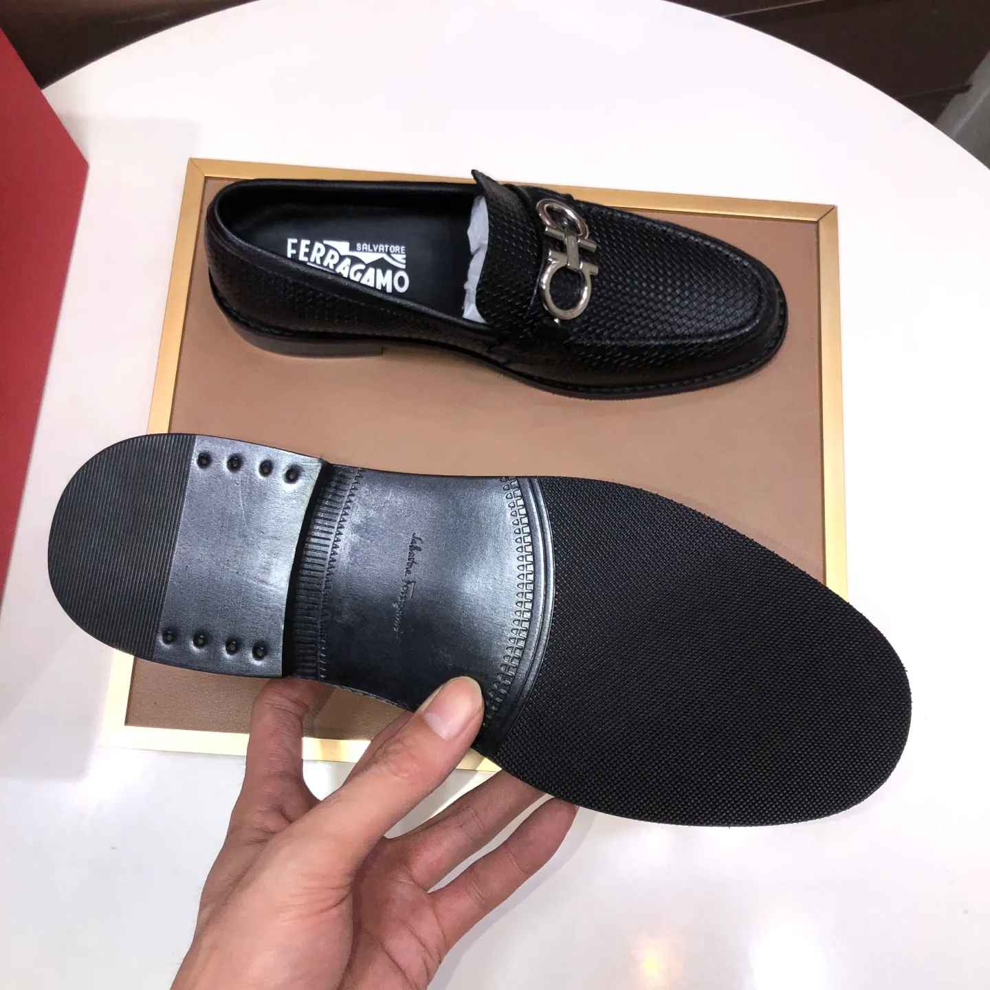 Men's shoes 💰460💰[Ferragamo/Ferragamo] The latest model in the counter. Original imported high-quality cowhide with open sides + imported sheep lining + original luxury metal buckle + original combination outsole. Comparison without pressure 38–44🎉